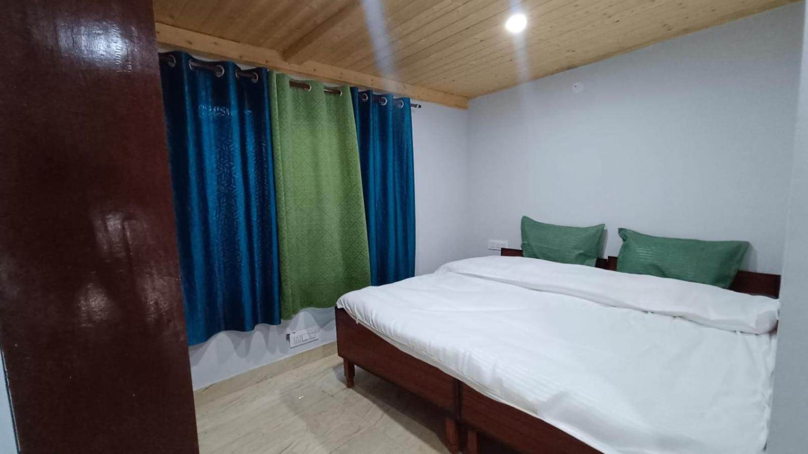 Shiv Shakti Homestay - Near Isbt, Bypass Mc Parking, Hpu, And Advance Study Shimla Buitenkant foto